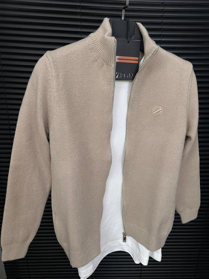 Nakış Kabartma Logolu Triko Ceket