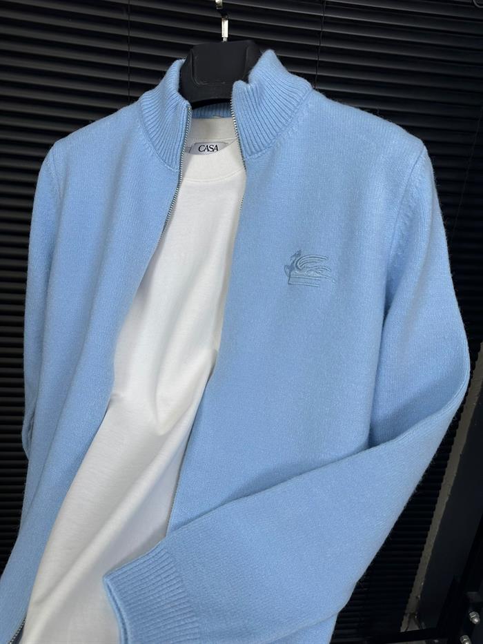 Nakış Logolu Fermuar Detaylı Yün Hırka