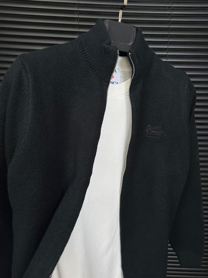 Nakış Logolu Fermuar Detaylı Yün Hırka