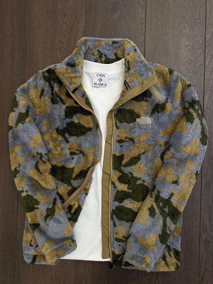 Nakış Logolu Kamuflaj Desenli Peluş Ceket