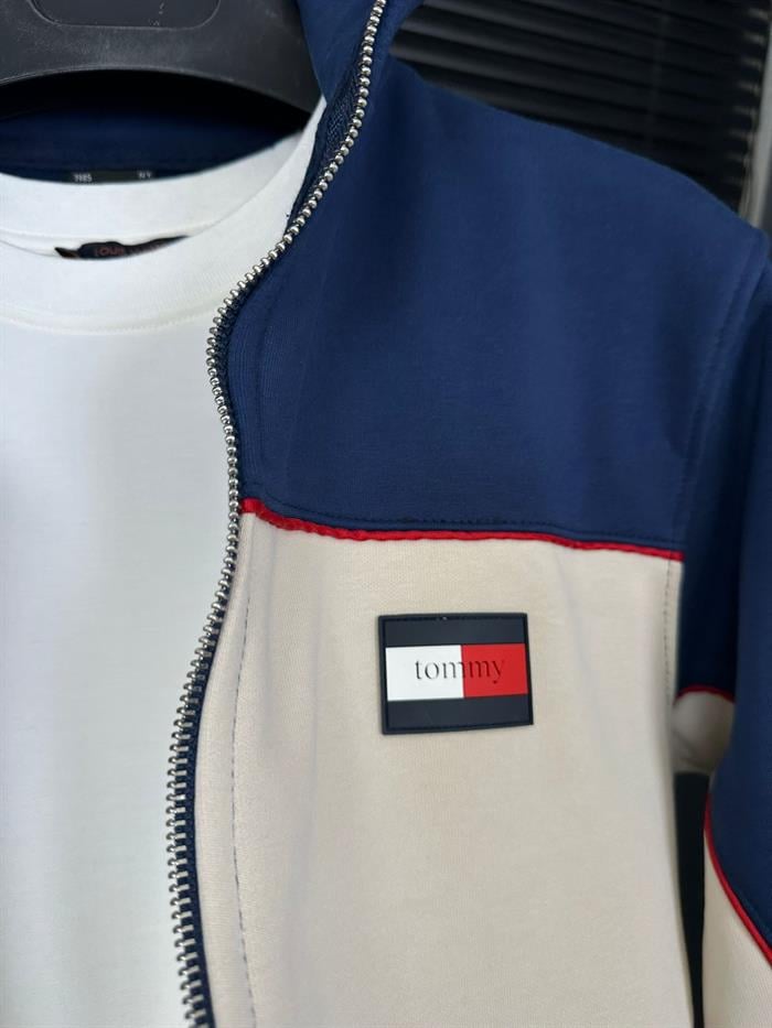 Nakış Sırt Yazılı Gögüs Logolu Fermuarlı Sweatshirt