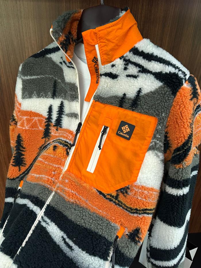 Winter Desenli Cepli Kalın Peluş Ceket