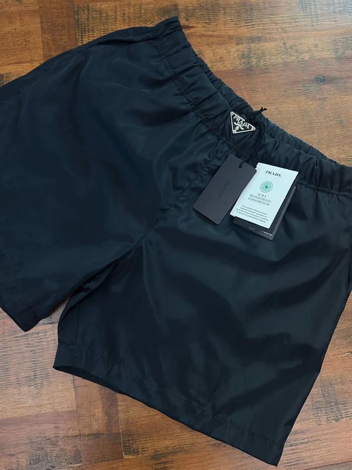 Metal Logolu Deniz Şortu