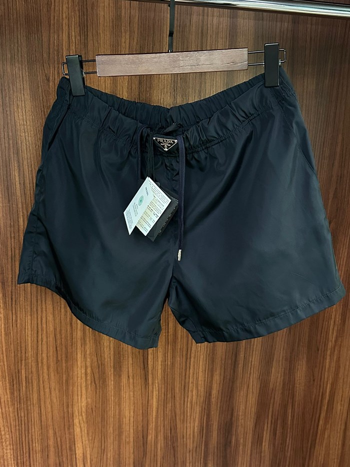 Metal Logolu Deniz Şortu