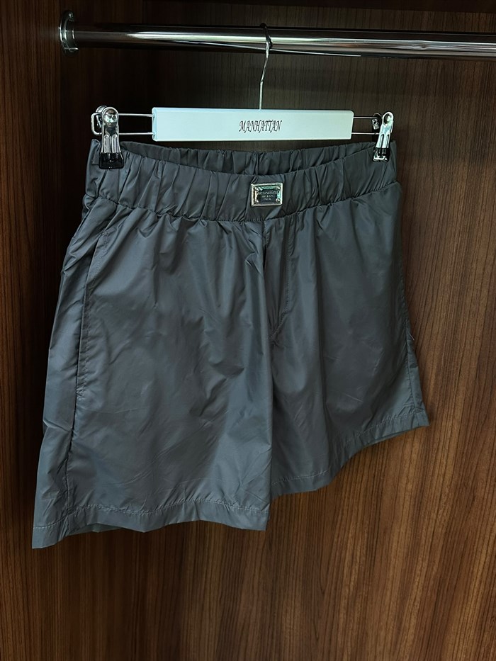 Metal Logolu Deniz Şortu