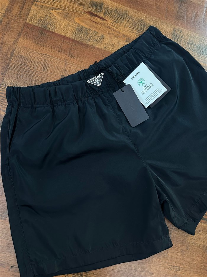 Metal Logolu Deniz Şortu