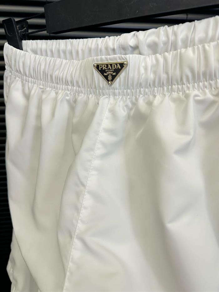 Önde Metal Logo Detaylı Şort Mayo