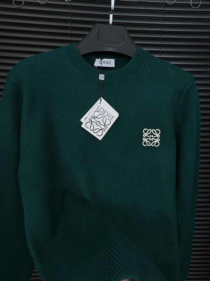 Nakış Kabartma Logolu Yün Kazak