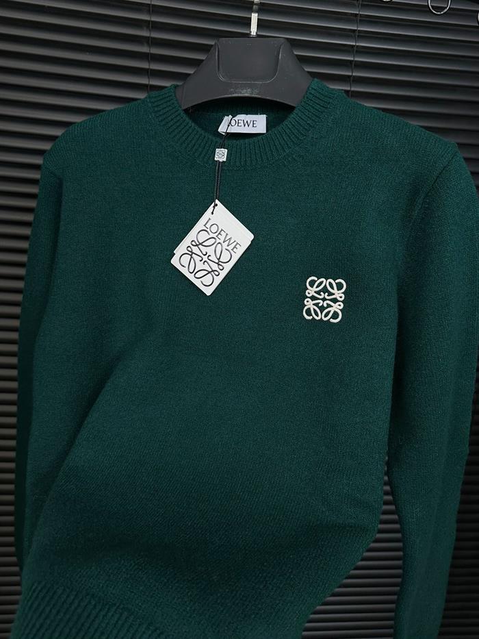 Nakış Kabartma Logolu Yün Kazak