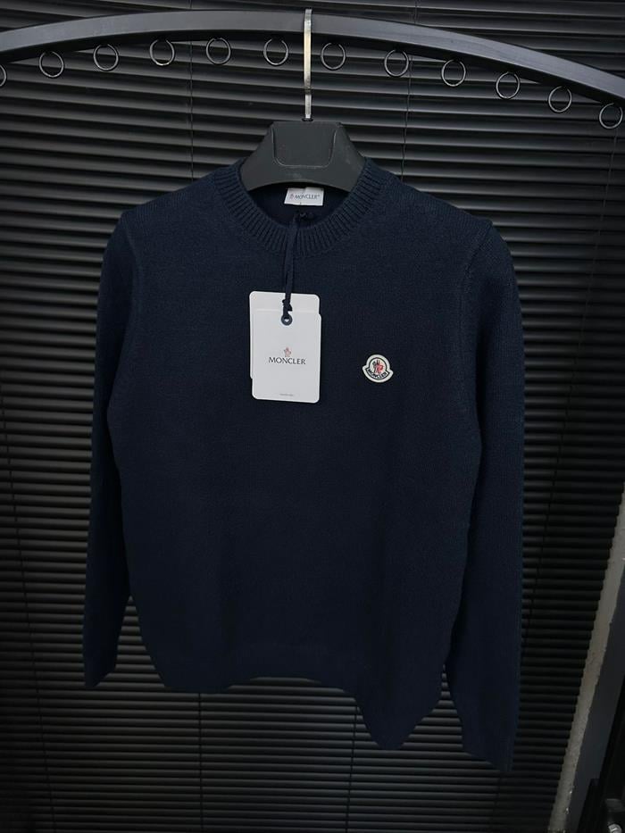 Nakış Kabartma Logolu Yün Kazak