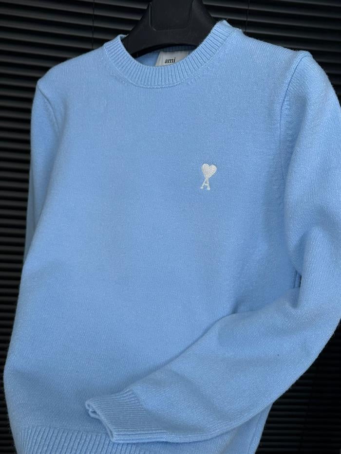 Nakış Logolu Yün Kazak