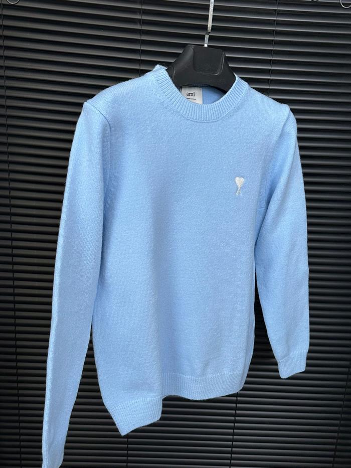 Nakış Logolu Yün Kazak