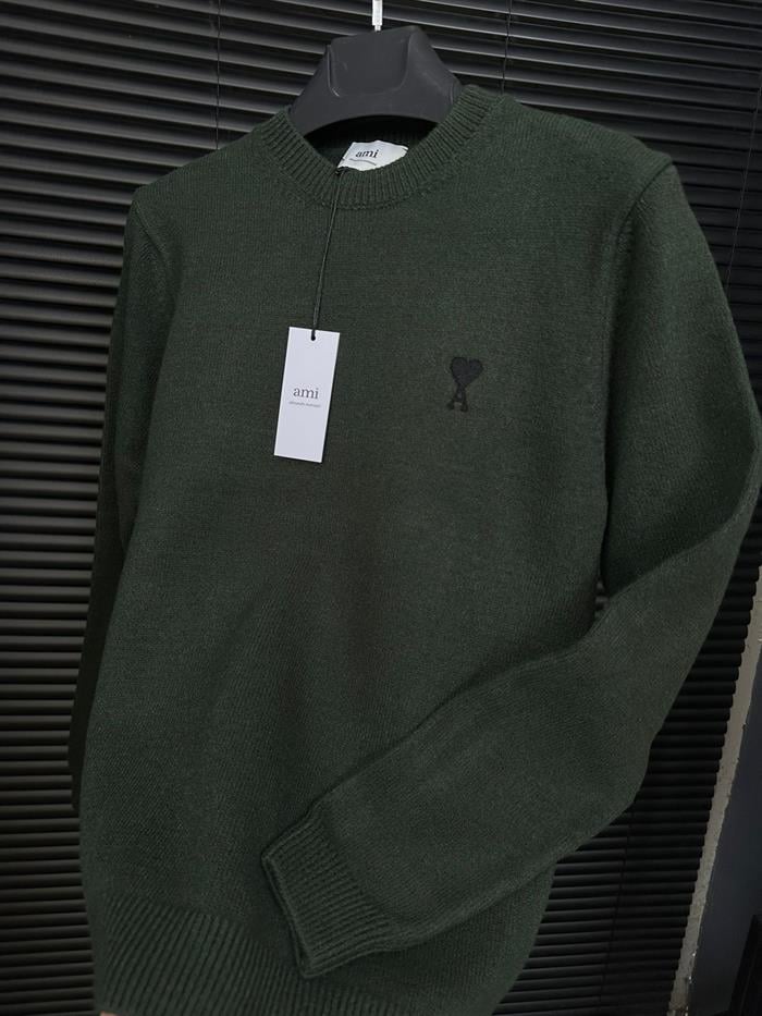 Nakış Logolu Yün Kazak