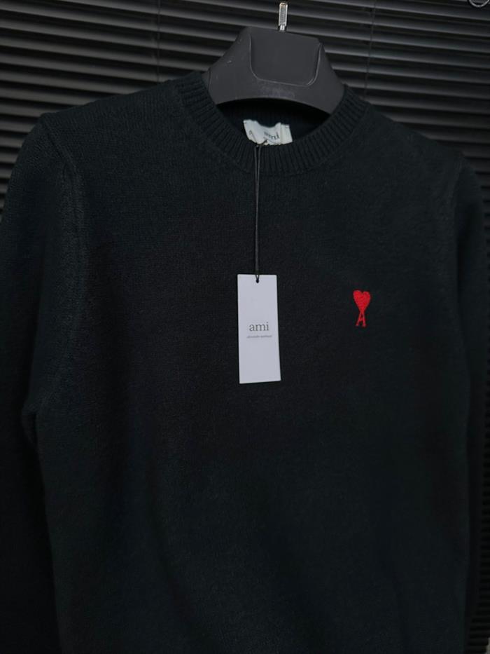 Nakış Logolu Yün Kazak