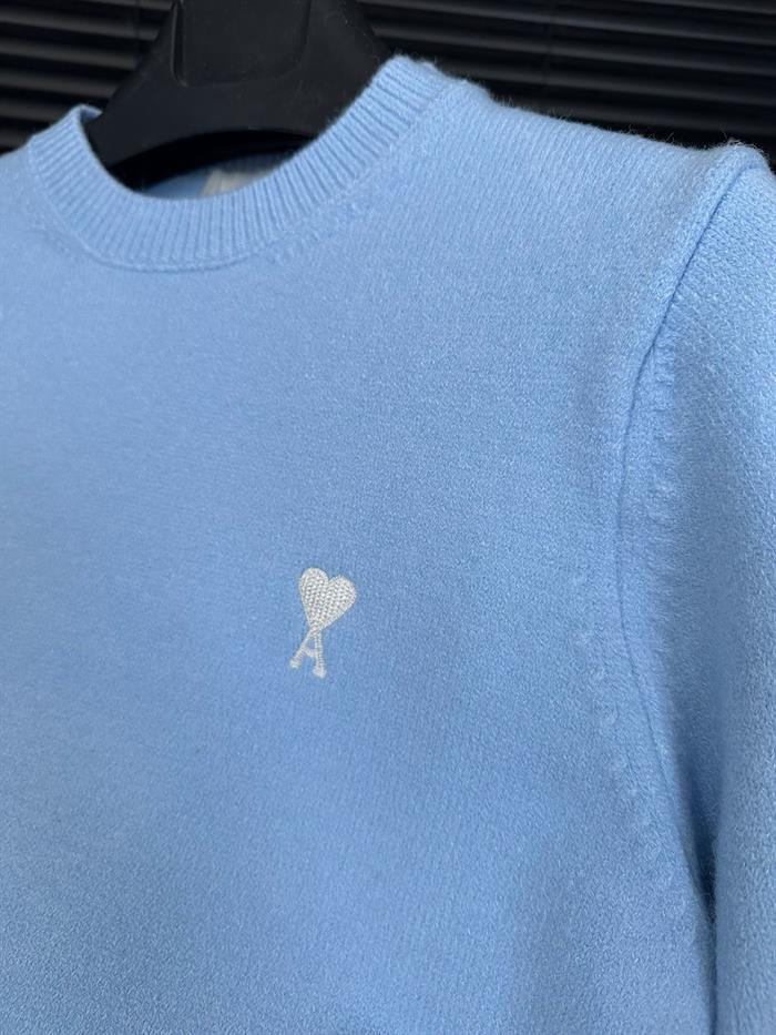 Nakış Logolu Yün Kazak