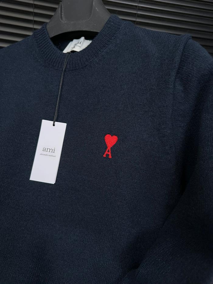 Nakış Logolu Yün Kazak