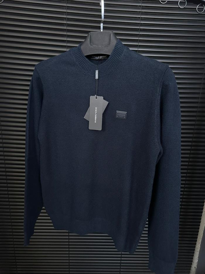 Tonaton Metal Logolu Yün Kazak