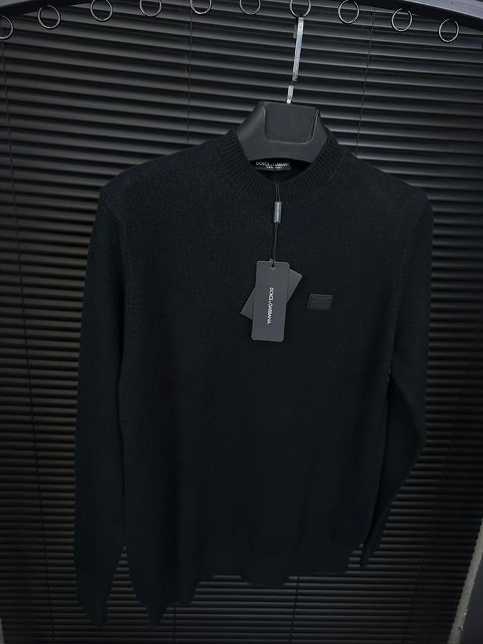 Tonaton Metal Logolu Yün Kazak