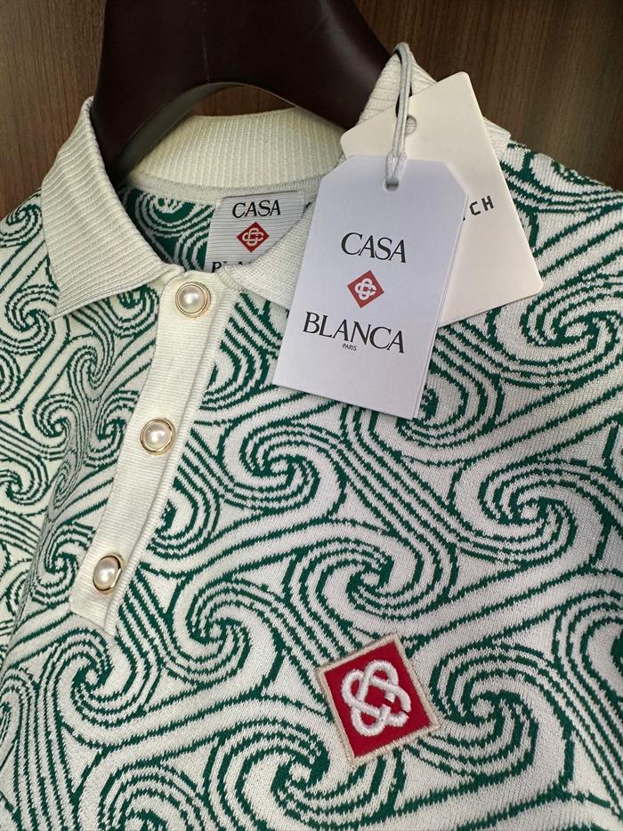 Desenli İnci Düğme Detaylı Yakalı Triko T-Shirt