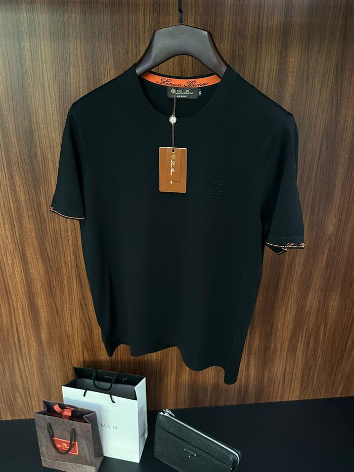 Göğüs Kabartma Logolu Triko T-Shirt