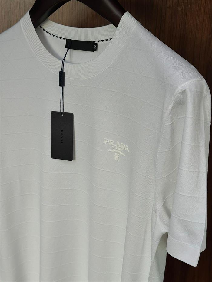 Göğüs Kabartma Logolu Triko T-Shirt