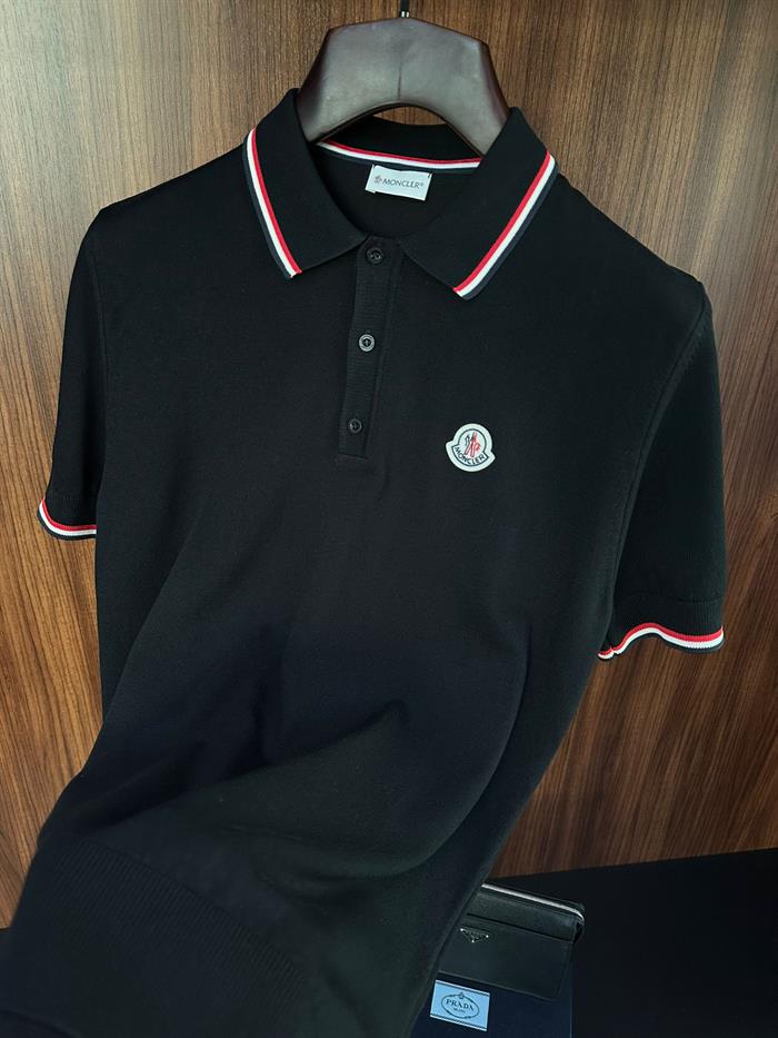 Göğüs Marka Logolu Yakalı Triko T-Shirt