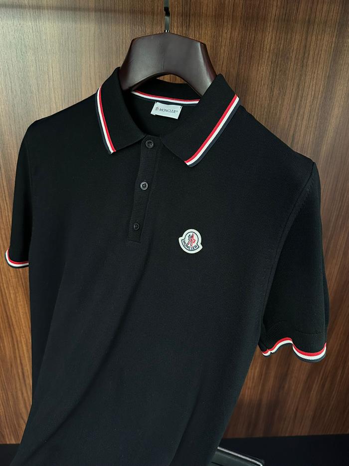 Göğüs Marka Logolu Yakalı Triko T-Shirt