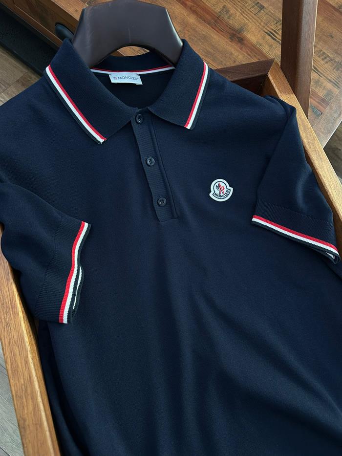 Göğüs Marka Logolu Yakalı Triko T-Shirt