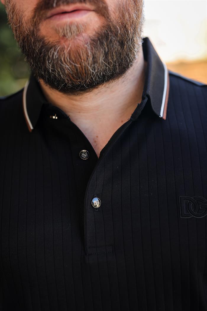 Göğüs Nakış Logolu Triko Yakalı T-Shirt