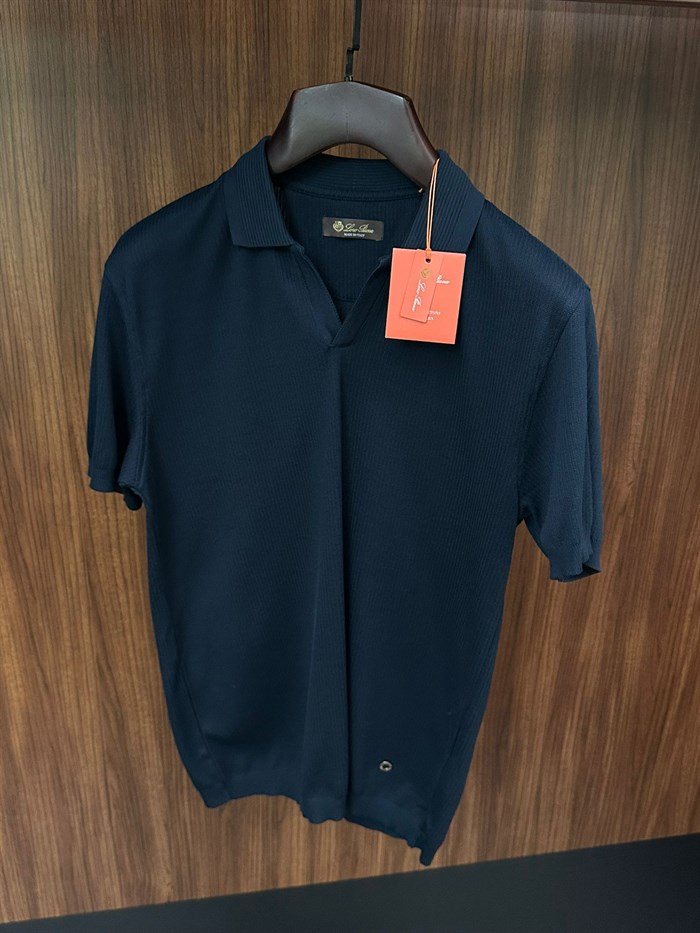 Metal Logolu Yakalı Triko T-Shirt