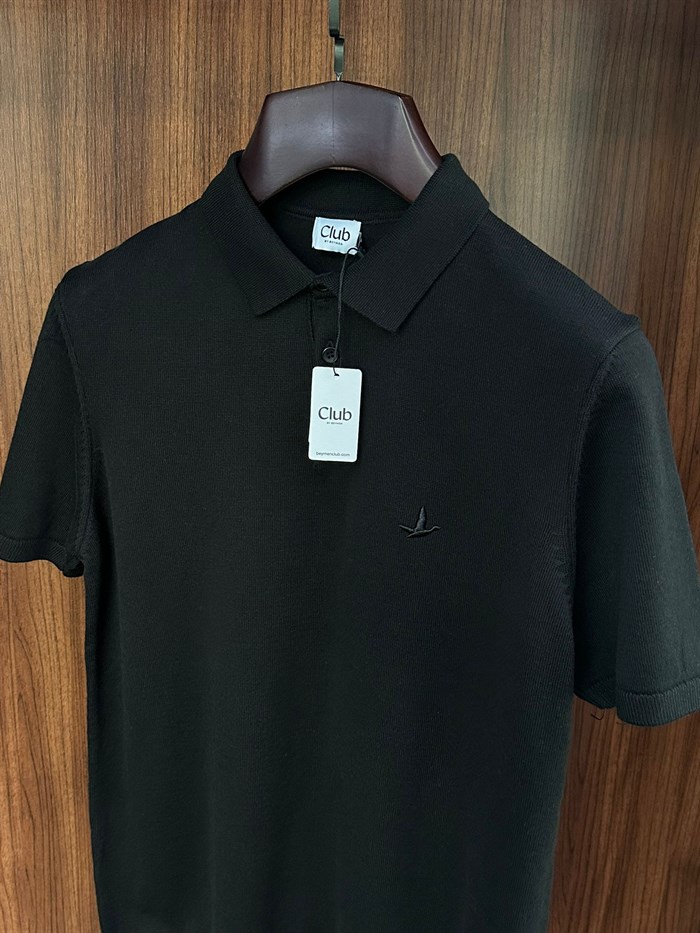 Nakış Kabartma Logolu Triko Yakalı T-Shirt