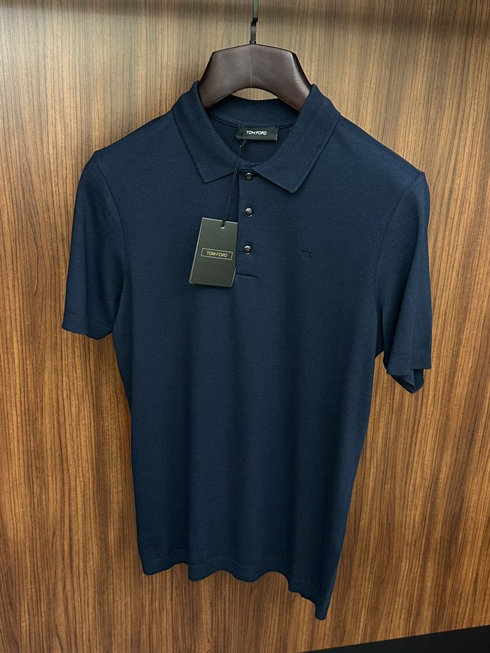 Nakış Logolu Kaşmir Kumaş Yakalı T-Shirt