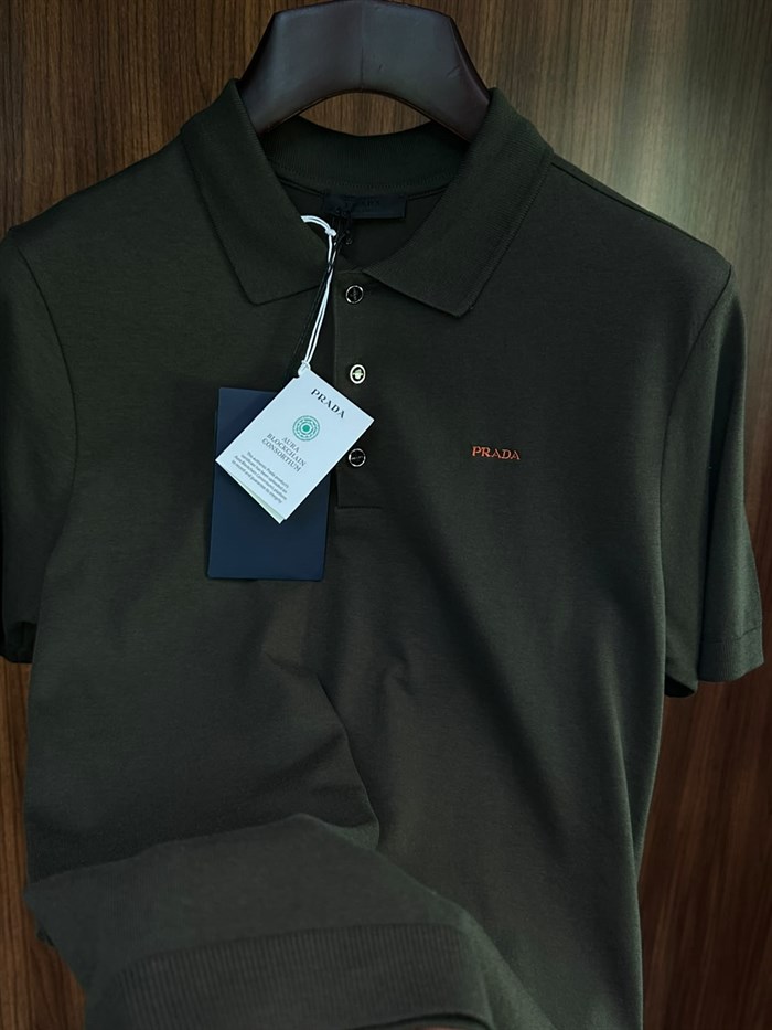 Nakış Logolu Kaşmir Kumaş Yakalı T-Shirt