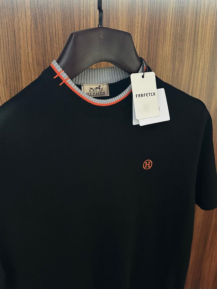 Nakış Logolu Yaka Detaylı Triko T-Shirt