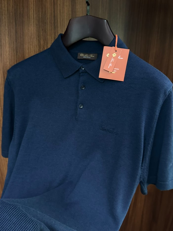 Nakış Marka Yazılı Yakalı T-Shirt