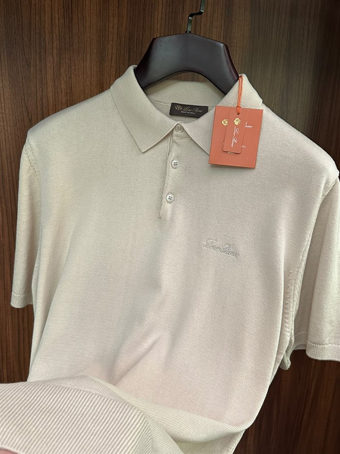 Nakış Marka Yazılı Yakalı T-Shirt