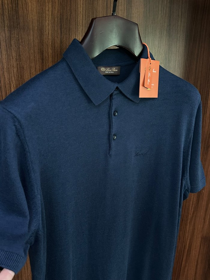 Nakış Marka Yazılı Yakalı T-Shirt