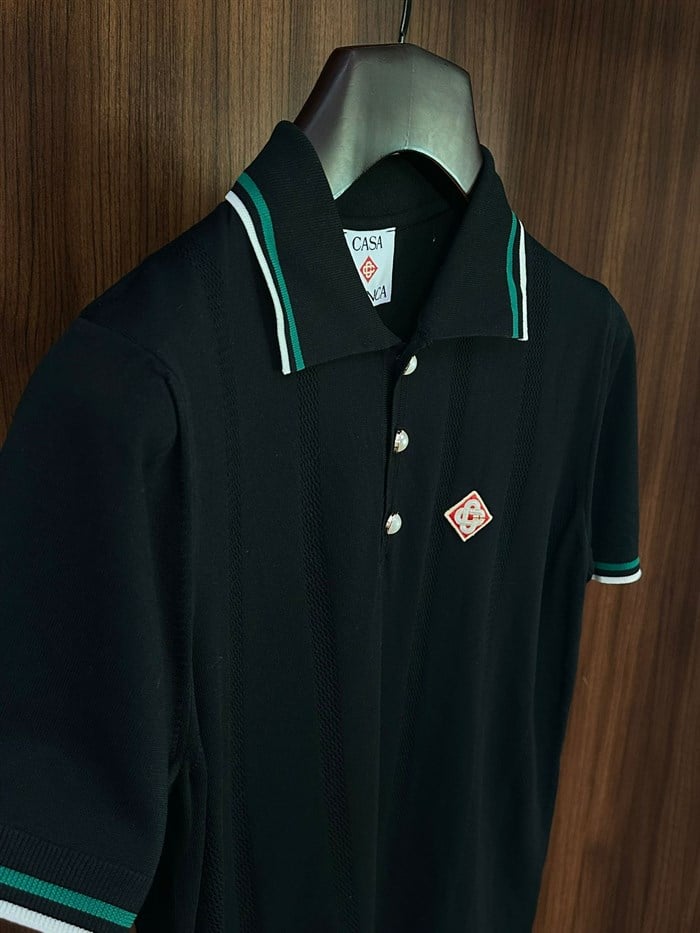 Yaka Ve Düğme Detaylı Triko T-Shirt