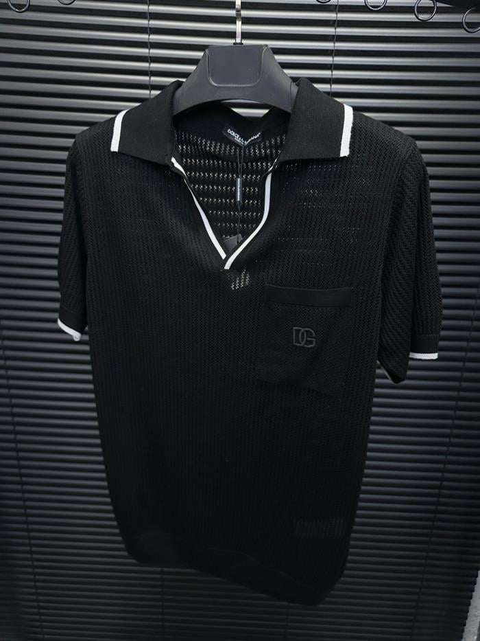 Cep Üstü Nakış Logolu Delikli Triko Yakalı T-Shirt