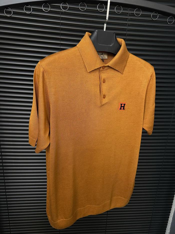 Nakış Kabartma Logolu Triko Yakalı T-Shirt