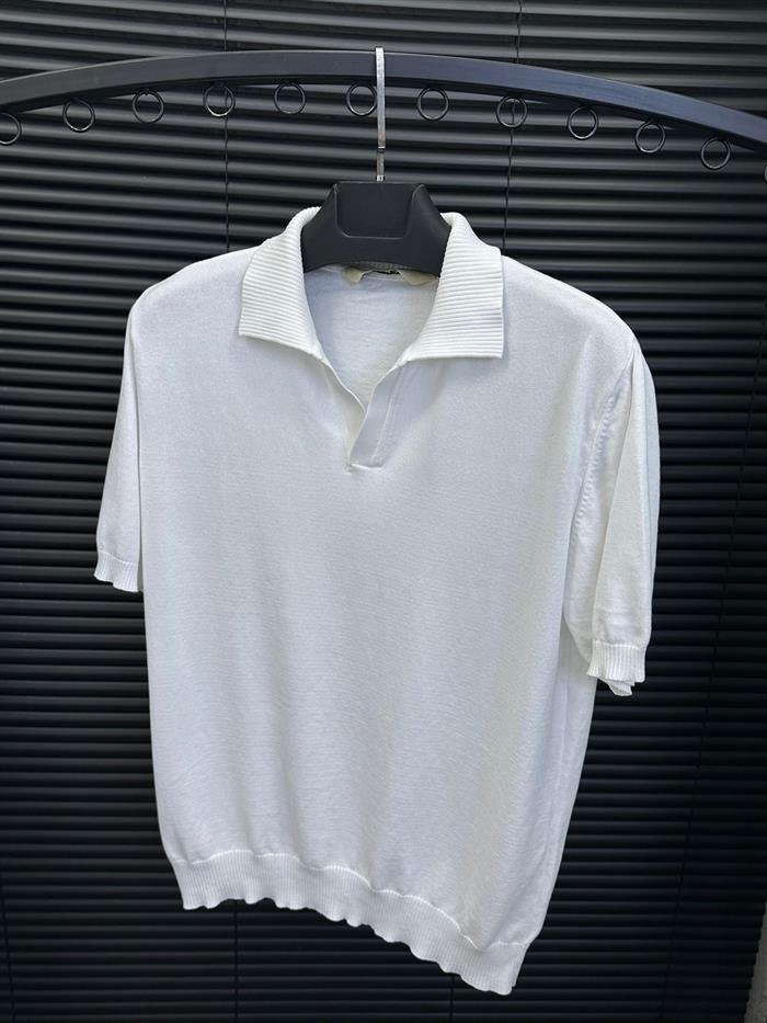 Triko Kumaş Yakalı T-Shirt