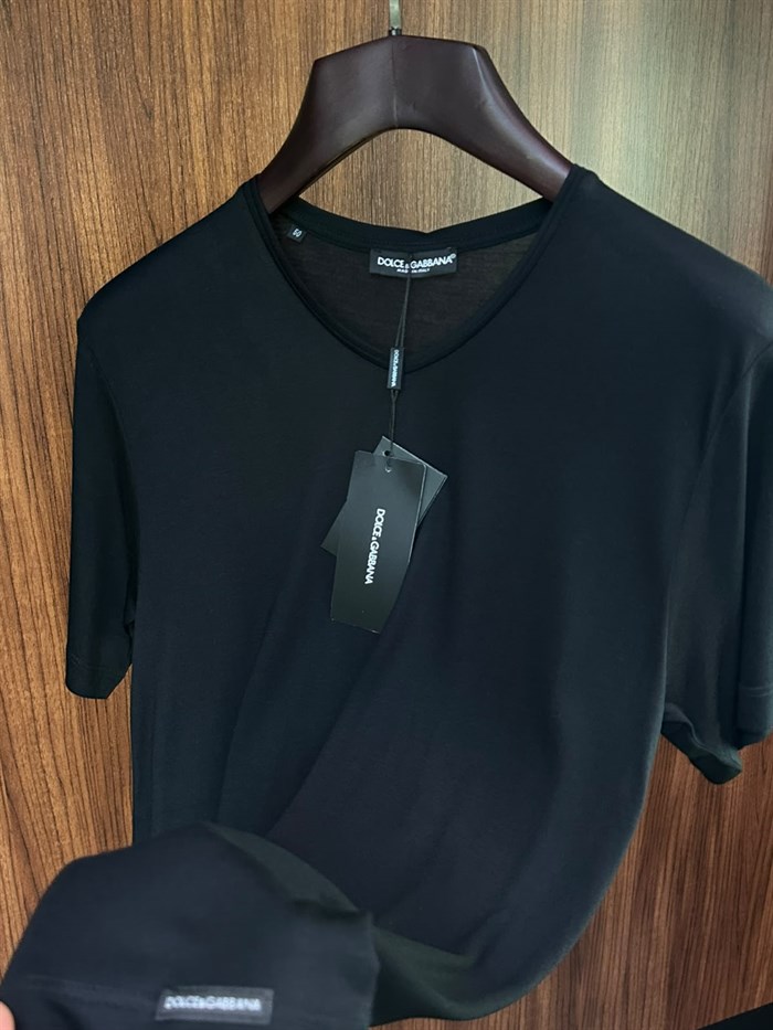 Kesik Yaka Detaylı Basic V Yaka T-Shirt