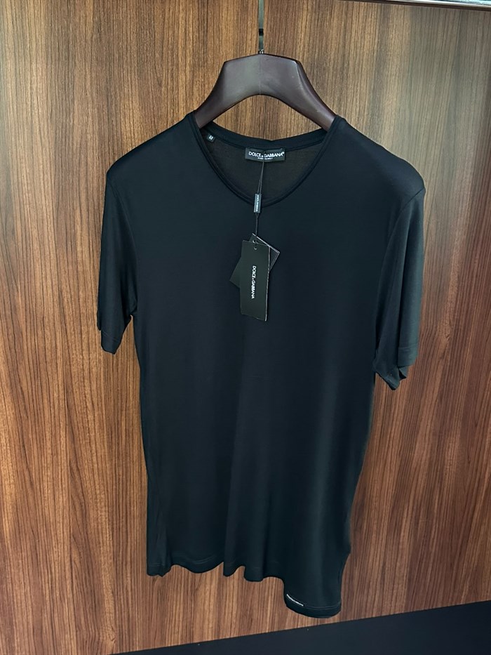 Kesik Yaka Detaylı Basic V Yaka T-Shirt