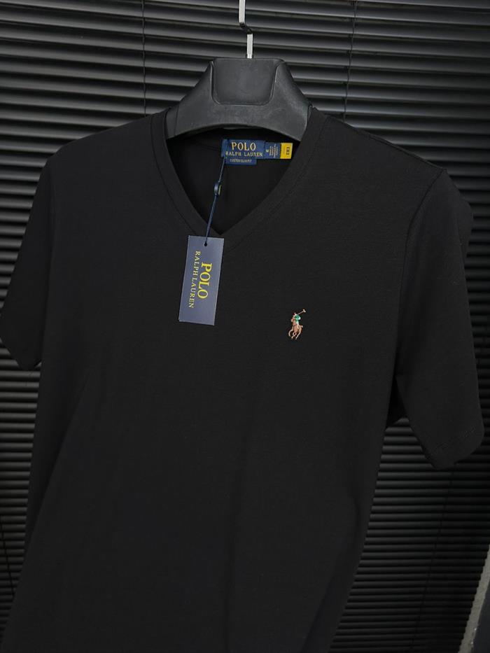 Nakış Logolu V Yaka Basic T-Shirt