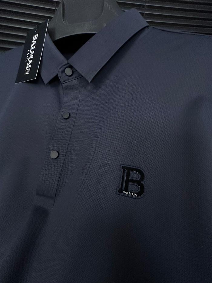 Kabartma Marka Logolu Yakalı T-Shirt