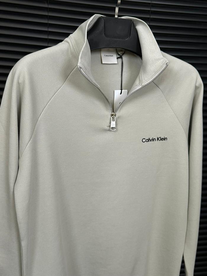 Kabartma Logolu Yarım Fermuar Sweatshirt