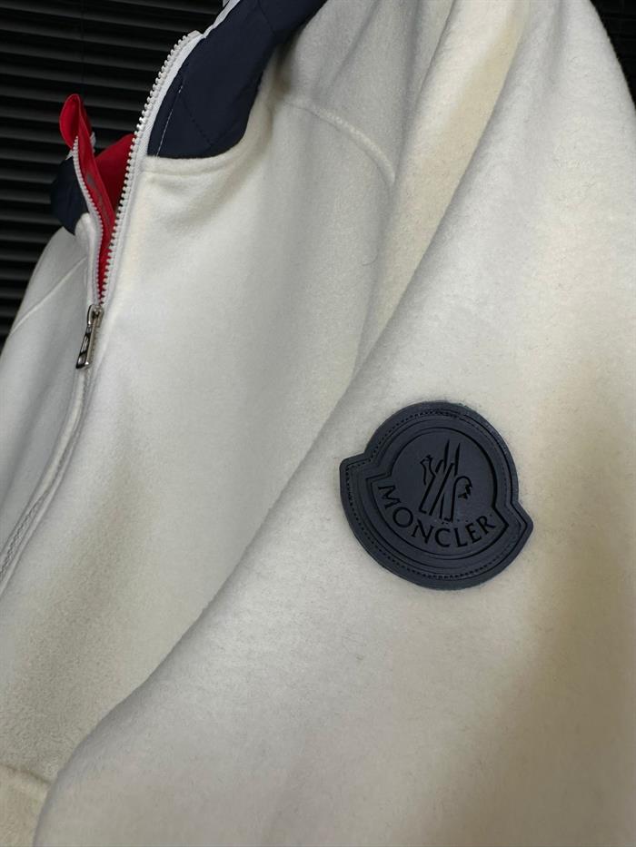 Kapşonlu Yarım Fermuarlı Polar Sweatshirt