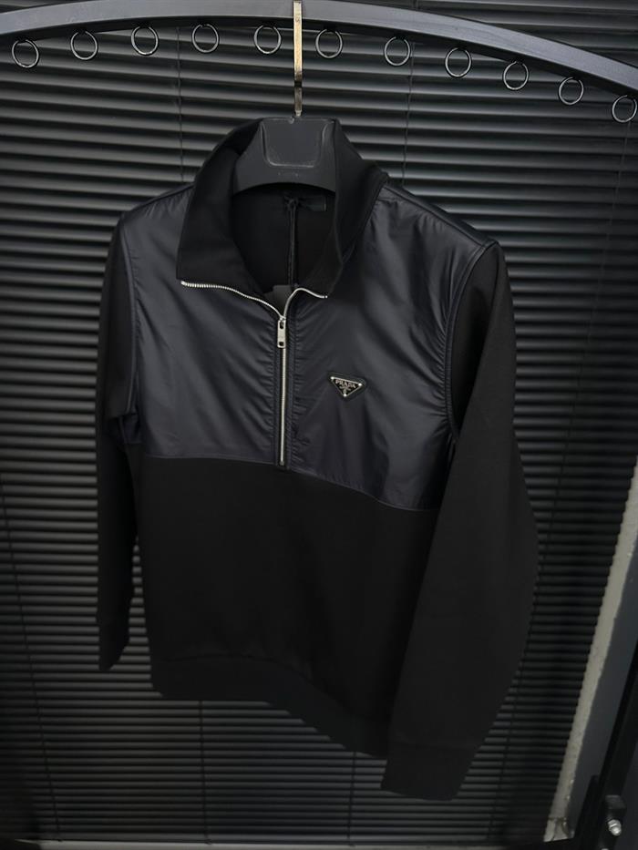 Metal Logolu Yarım Fermuar Sweatshirt