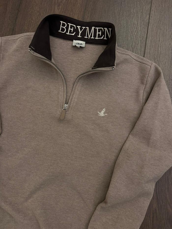 Selanik Kumaş Yaka Yazılı Yarım Fermuar Sweatshirt