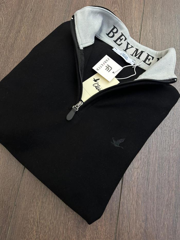 Selanik Kumaş Yaka Yazılı Yarım Fermuar Sweatshirt